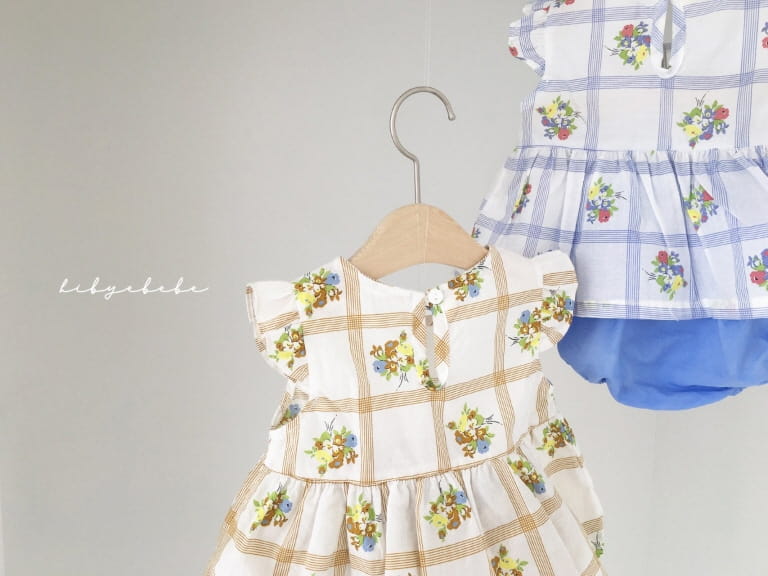 HI BYEBEBE - Korean Children Fashion - #Kfashion4kids - Picnic Blouse Bottom Set - 6