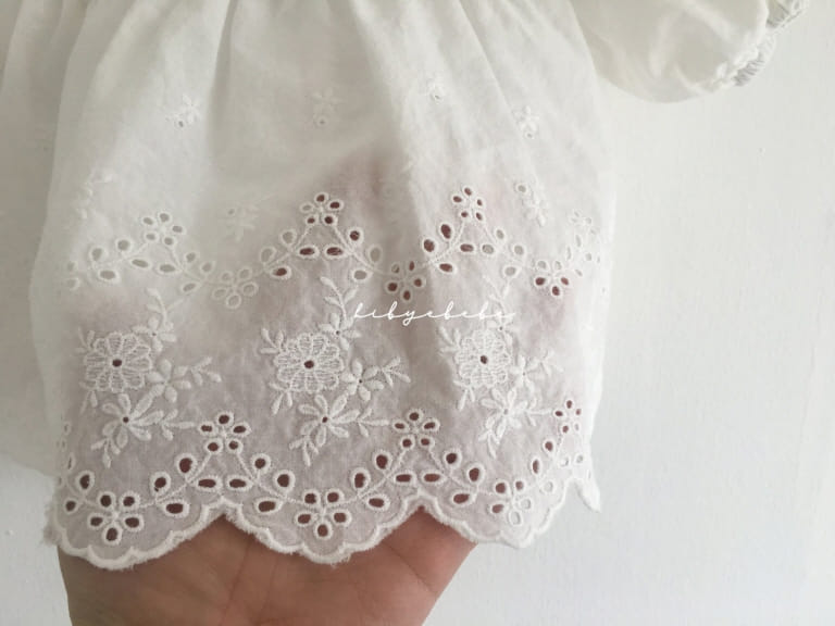 HI BYEBEBE - Korean Children Fashion - #Kfashion4kids - Lace Blouse Bottom Set - 8