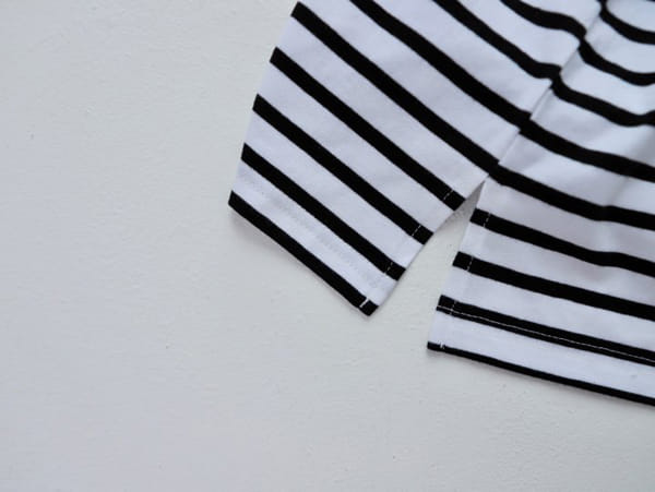 KOKOYARN - Korean Children Fashion - #Kfashion4kids - Good Luck Stripes Long Tee - 10