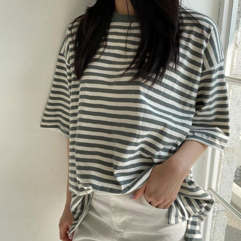 LE REVE - Korean Children Fashion - #Kfashion4kids - Slit Stripes Tee - 3