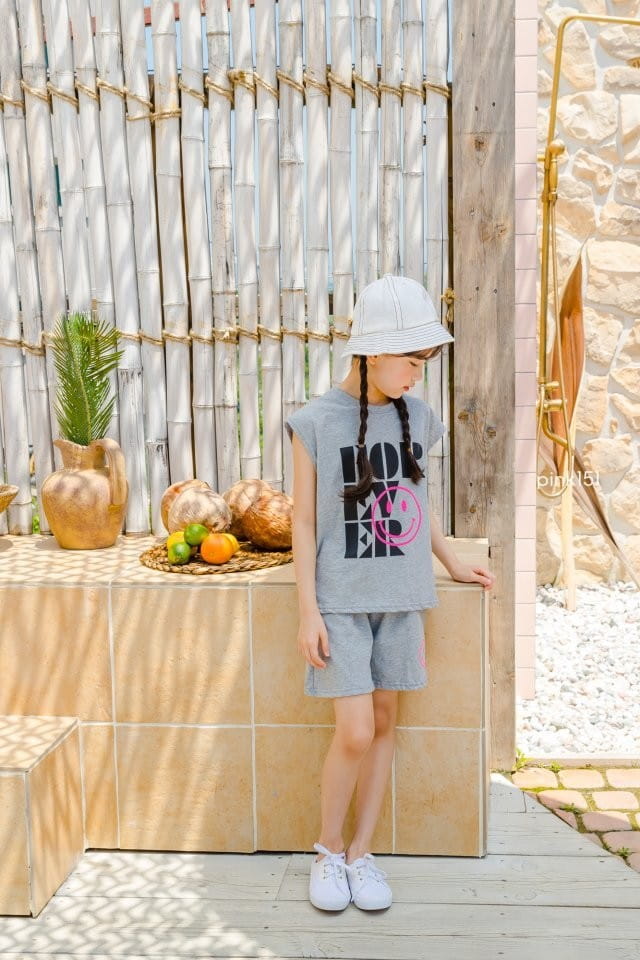 PINK151 - Korean Children Fashion - #Kfashion4kids - Smile Slit Shorts