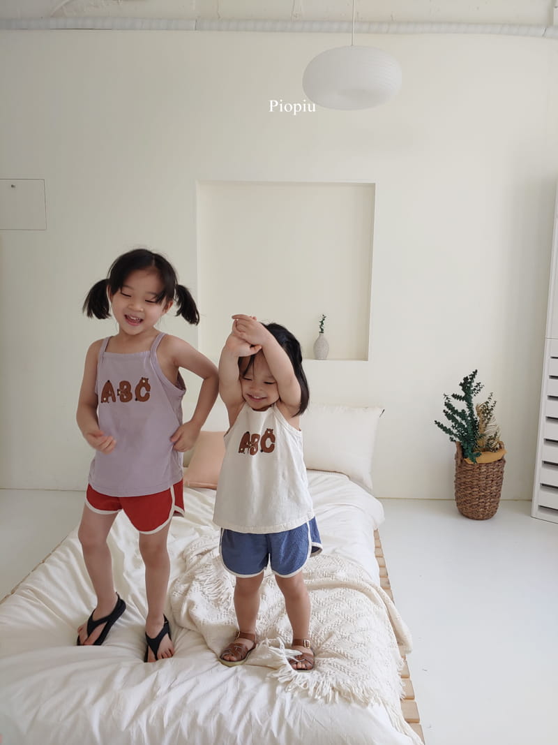 PIOPIU - Korean Children Fashion - #Kfashion4kids - Alphabet Sleeveless Tee - 12