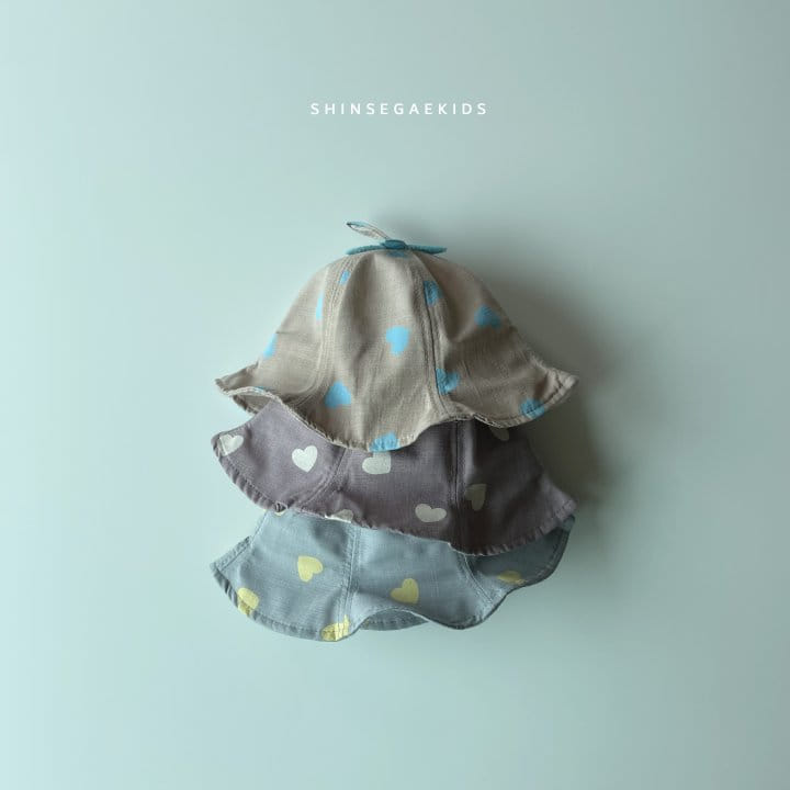 SHINSEAGE KIDS - Korean Children Fashion - #Kfashion4kids - Heart Bucket Hat - 2
