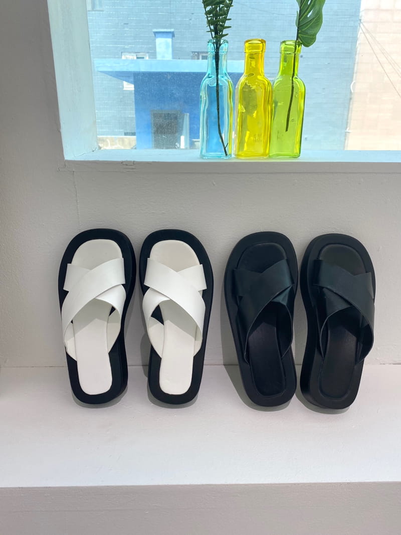VADE - Korean Children Fashion - #Kfashion4kids - 832 X Color Slippers
