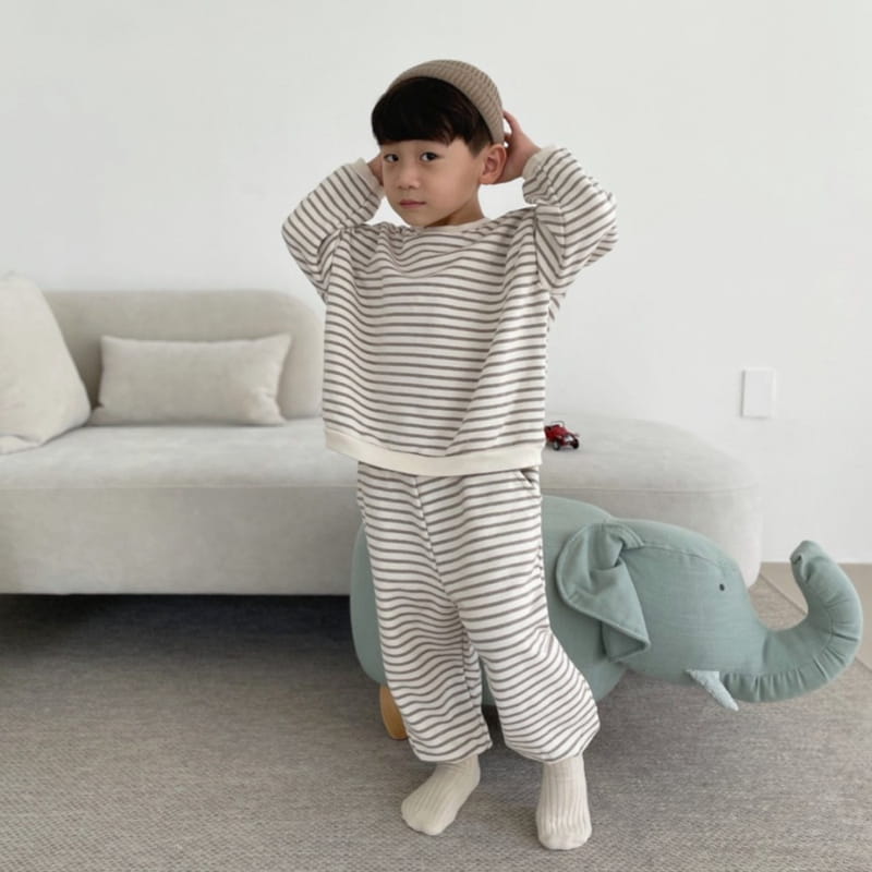 THE BEIGE - Korean Children Fashion - #Kfashion4kids - Stripe Top Bottom Set