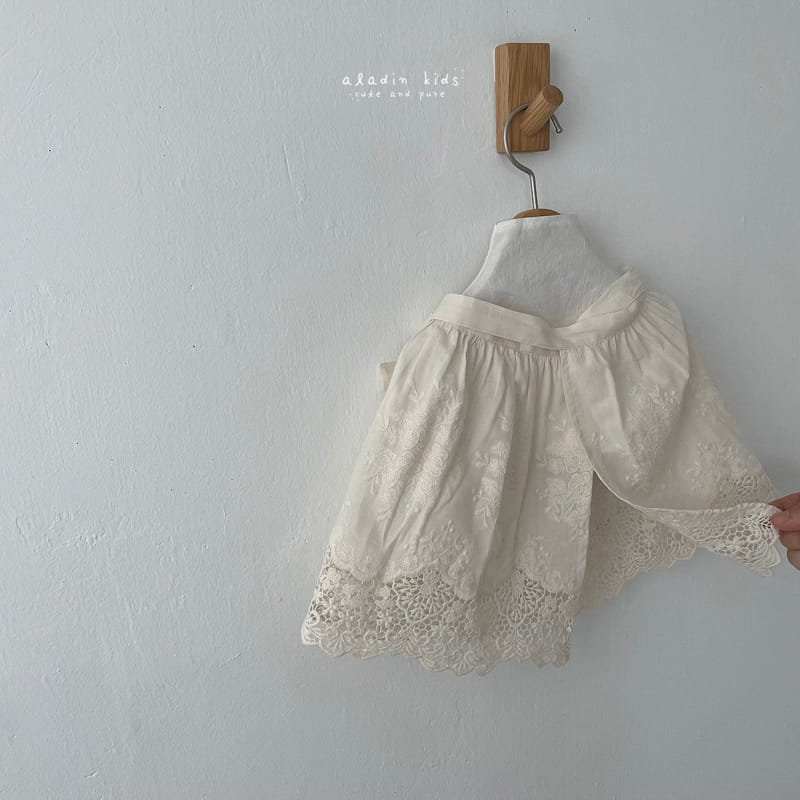 ALADIN - Korean Children Fashion - #Kfashion4kids - Lace Apron - 3
