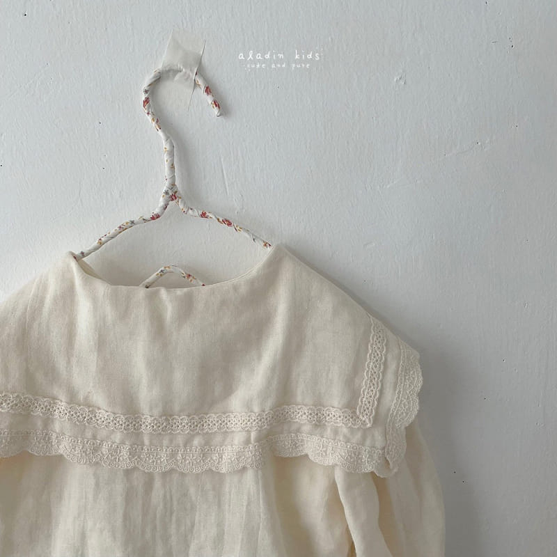 ALADIN - Korean Children Fashion - #Kfashion4kids - Wing Collar Blouse - 5