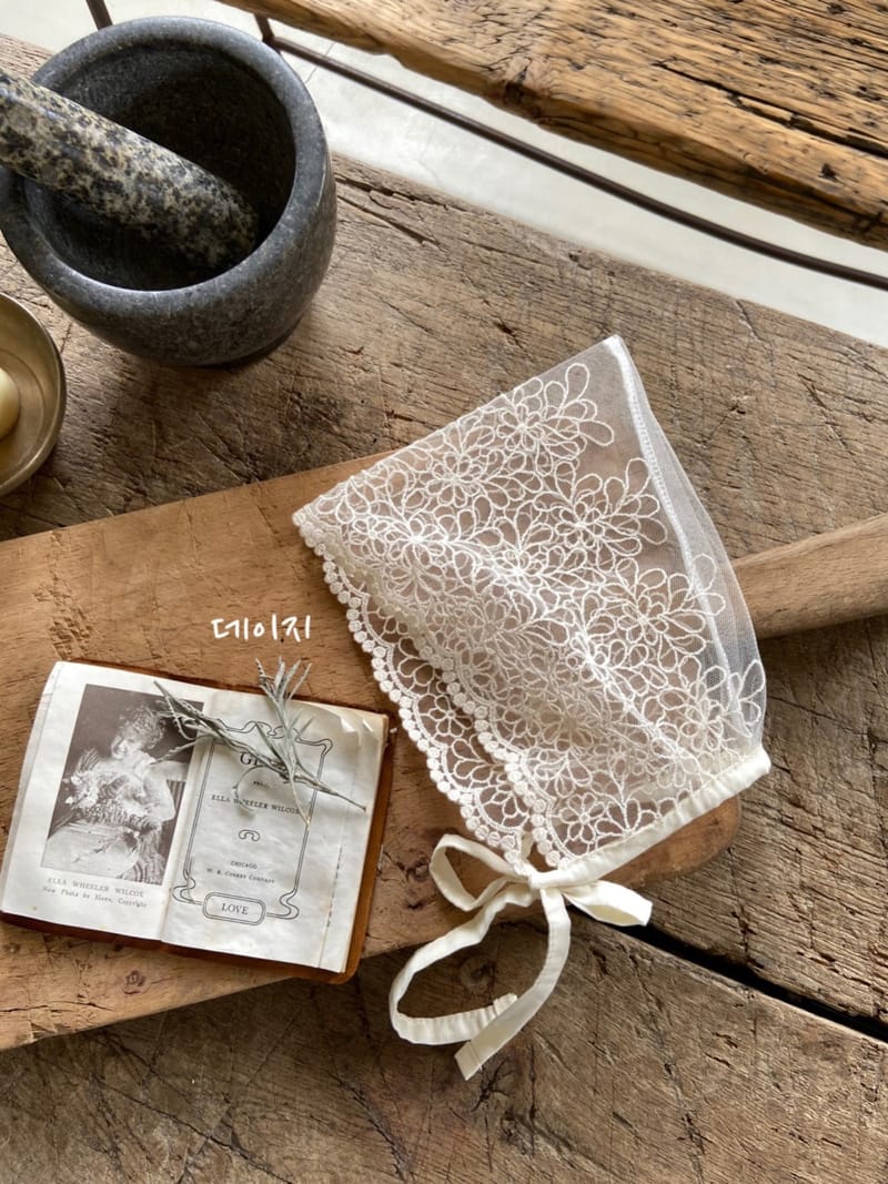 ANNE SHIRLEY - Korean Children Fashion - #Kfashion4kids - Wisper Lace Bonnet - 2