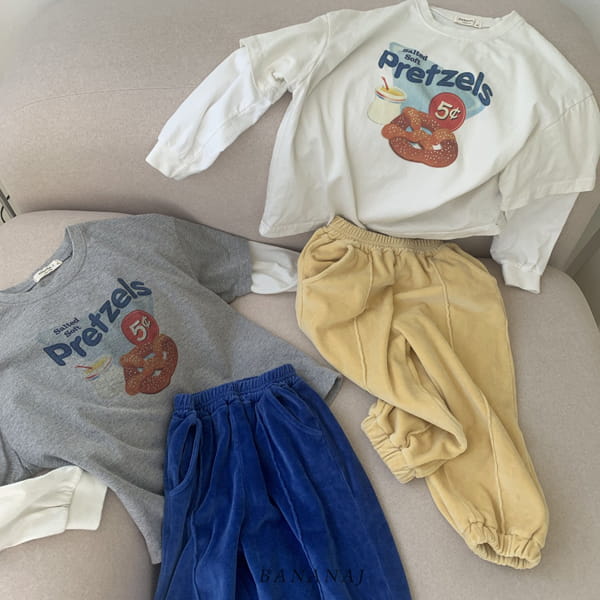 BANANA J - Korean Children Fashion - #Kfashion4kids - Adult Pretzels Tee