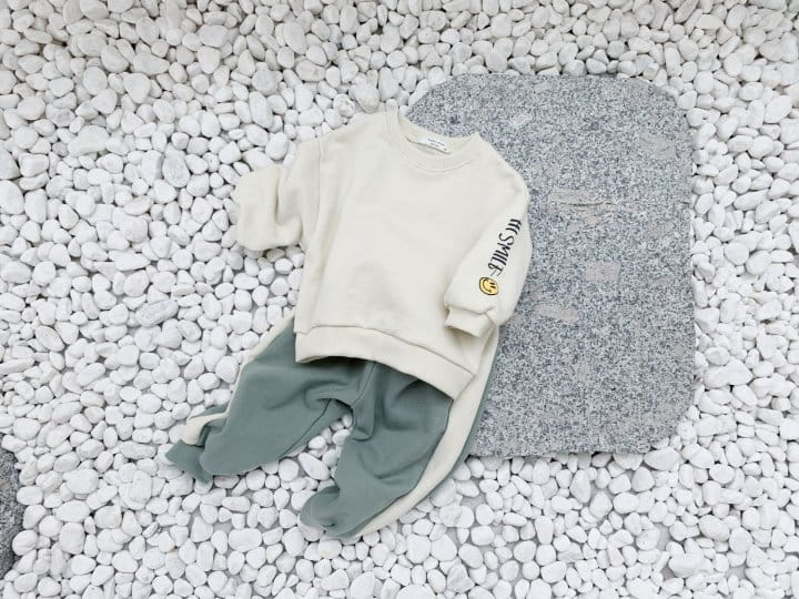 BEBE NINE - Korean Children Fashion - #Kfashion4kids - Smile Sweatshirt - 4