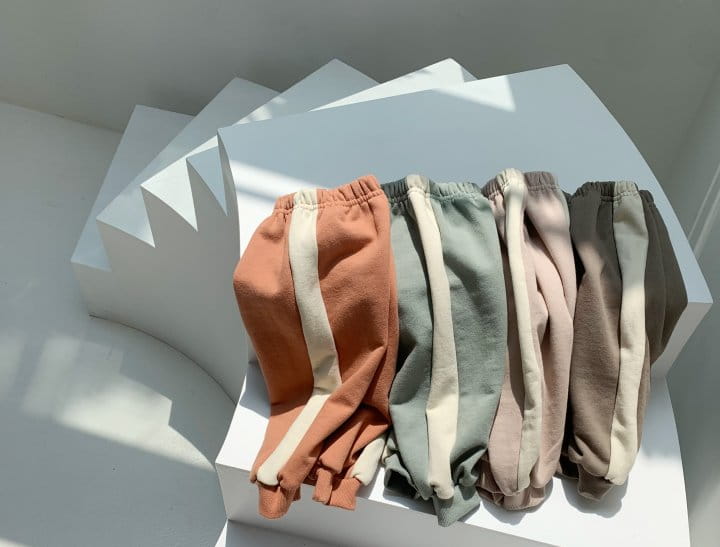 BEBE NINE - Korean Children Fashion - #Kfashion4kids - Color Line Pants - 6