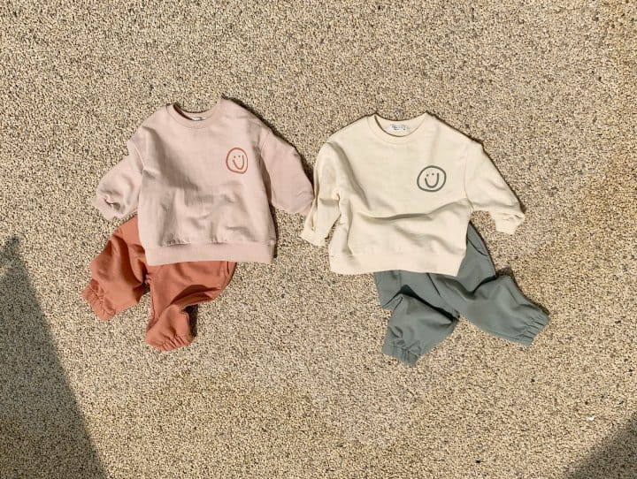 BEBE NINE - Korean Children Fashion - #Kfashion4kids - Smile Top Bottom Set - 2