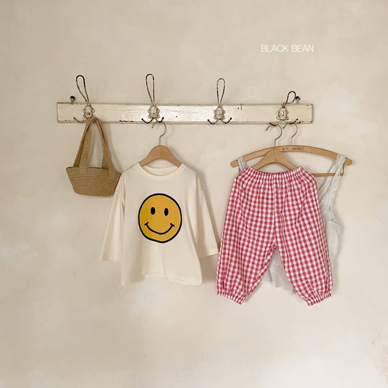 BLACK BEAN - Korean Children Fashion - #Kfashion4kids - Smile Top Bottom Set - 7