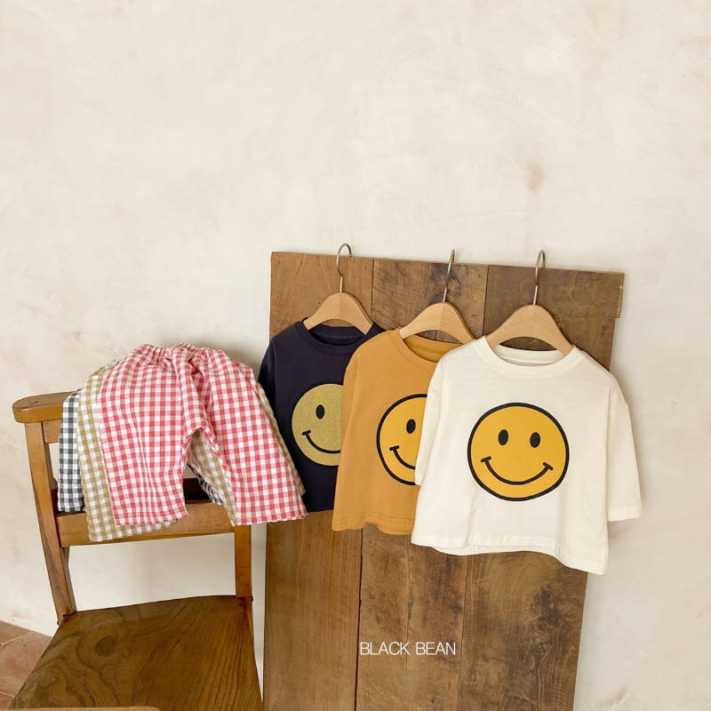 BLACK BEAN - Korean Children Fashion - #Kfashion4kids - Smile Bebe Top Bottom Set