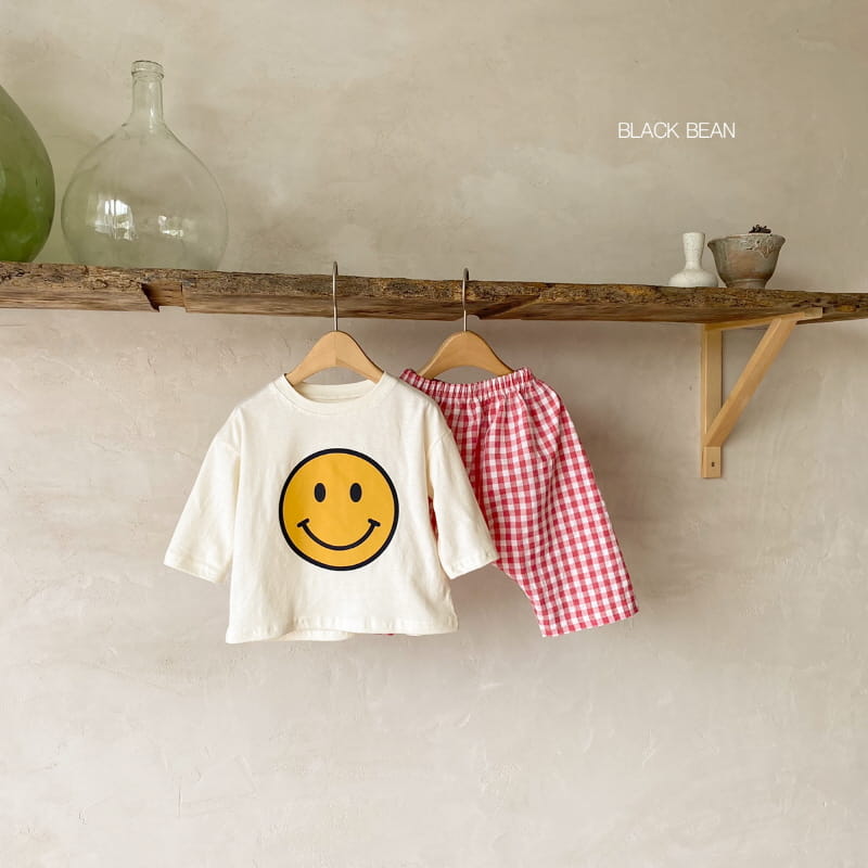 BLACK BEAN - Korean Children Fashion - #Kfashion4kids - Smile Bebe Top Bottom Set - 2