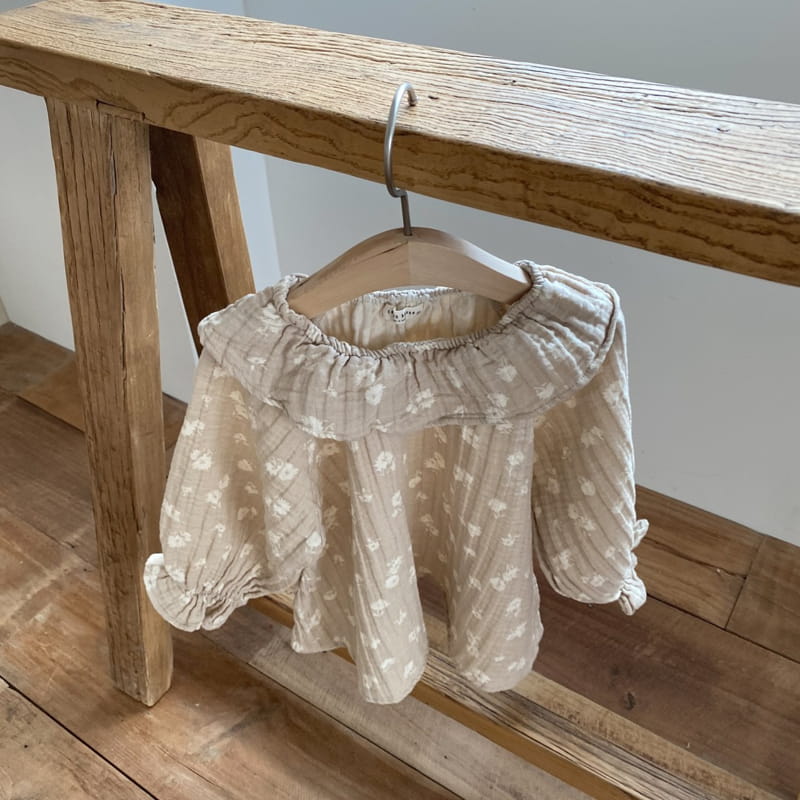 COTTON HOUSE - Korean Children Fashion - #Kfashion4kids - Frill Neck Blouse - 8