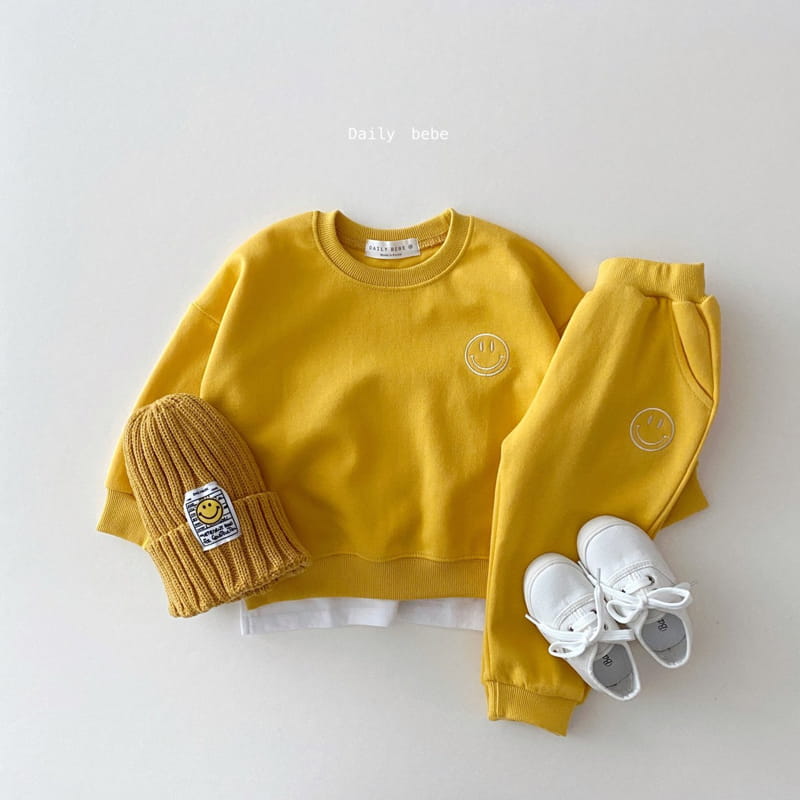 DAILY BEBE - Korean Children Fashion - #Kfashion4kids - Smile Embroidery Top Bottom Set