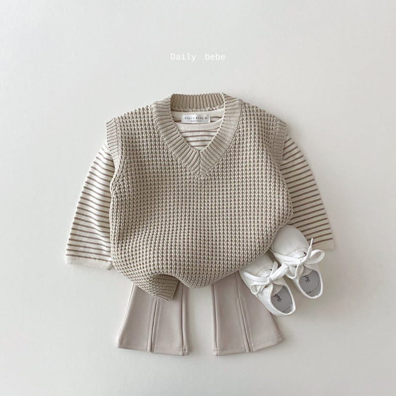 DAILY BEBE - Korean Children Fashion - #Kfashion4kids - Waffle Vest - 4