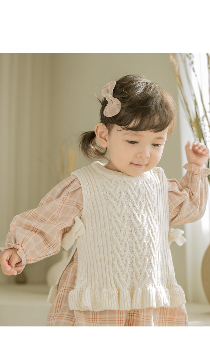 HAPPY PRINCE - Korean Children Fashion - #Kfashion4kids - Sofia Knit Baby Vest