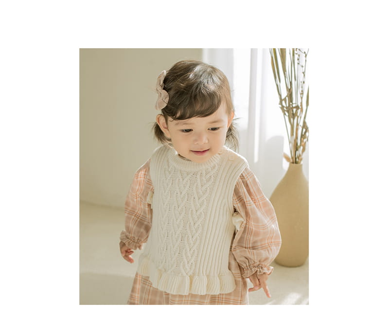 HAPPY PRINCE - Korean Children Fashion - #Kfashion4kids - Sofia Knit Baby Vest - 2