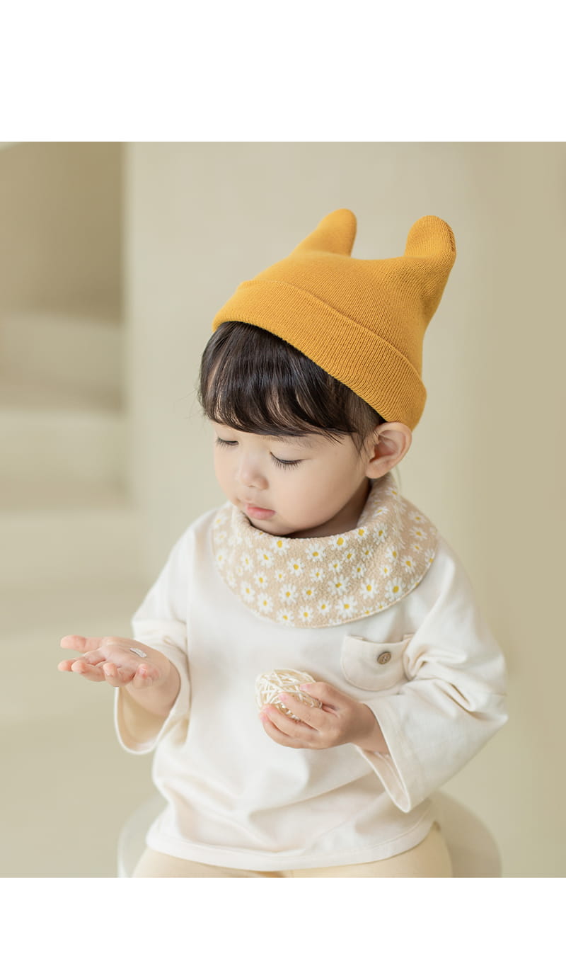 HAPPY PRINCE - Korean Children Fashion - #Kfashion4kids - Daisy Reversible Baby Banana Bib - 2
