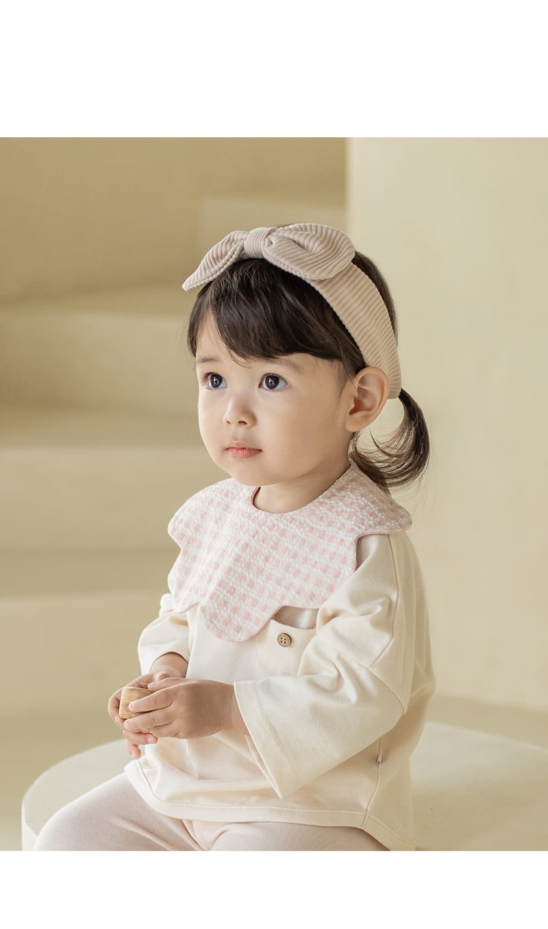 HAPPY PRINCE - Korean Children Fashion - #Kfashion4kids - Huang Reversible Baby Wave Bib