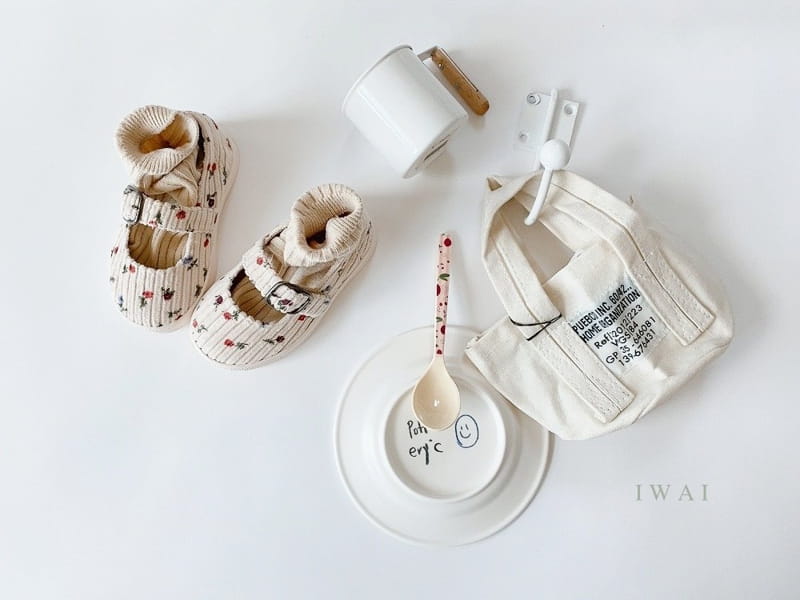 IWAI - Korean Children Fashion - #Kfashion4kids - Pongdang Flat - 2