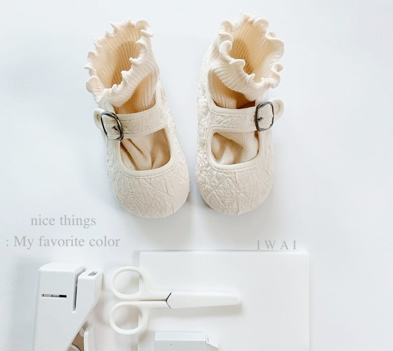 IWAI - Korean Children Fashion - #Kfashion4kids - Ecrew Flat