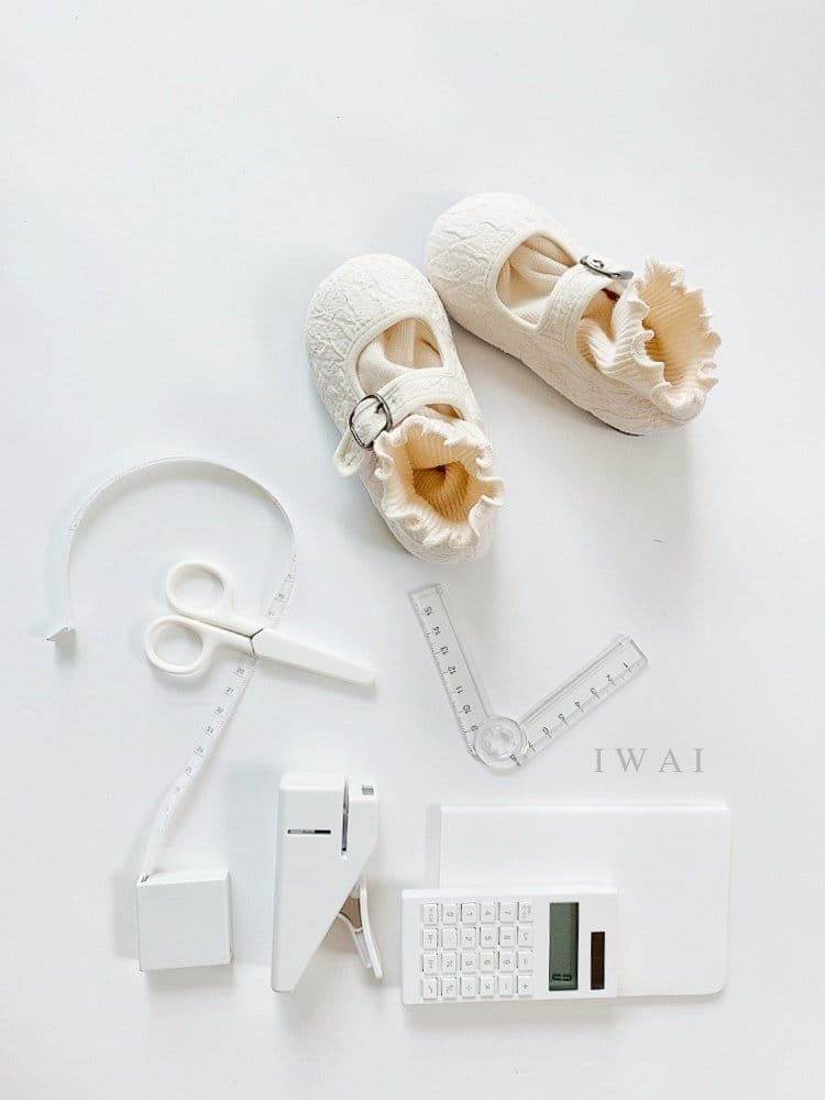 IWAI - Korean Children Fashion - #Kfashion4kids - Ecrew Flat - 2
