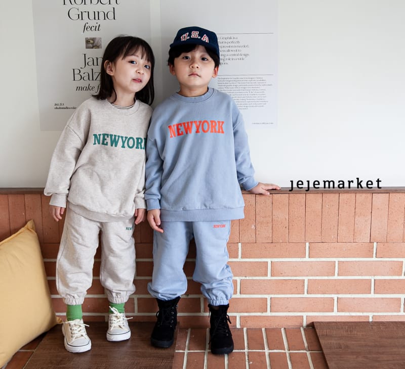 JEJE MARKET - Korean Children Fashion - #Kfashion4kids - New York Top Bottom Set