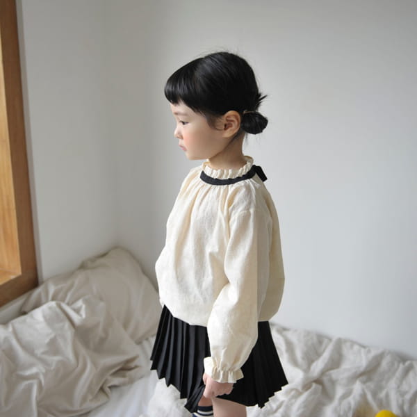 MOMO ANN - Korean Children Fashion - #Kfashion4kids - Kaya Frill Blouse - 3