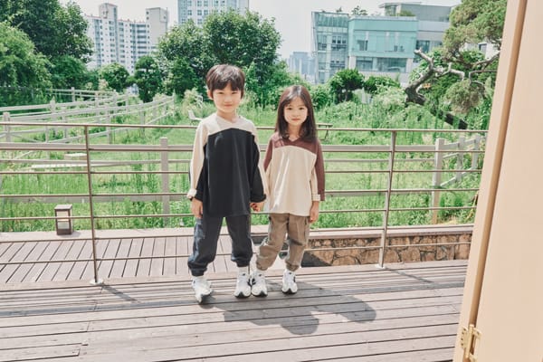 NRK - Korean Children Fashion - #Kfashion4kids - Colored V-neck Tee - 10