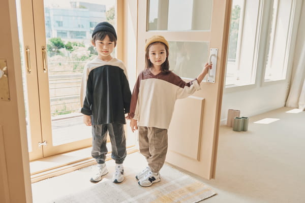 NRK - Korean Children Fashion - #Kfashion4kids - Colored V-neck Tee - 8