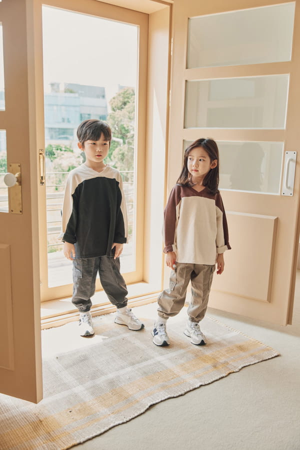 NRK - Korean Children Fashion - #Kfashion4kids - Colored V-neck Tee - 9