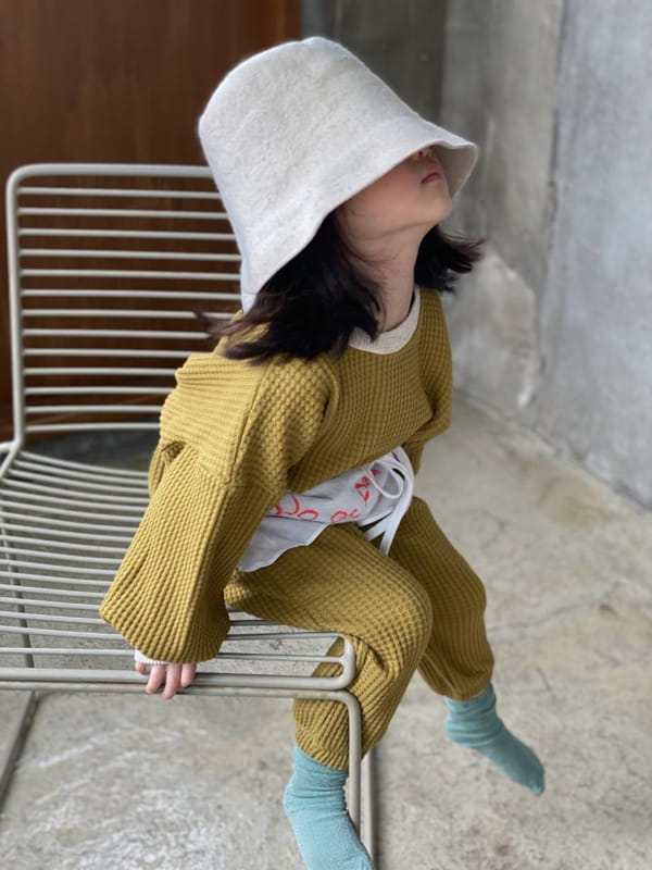OJODEPAPA - Korean Children Fashion - #Kfashion4kids - Big Waffle Top Bottom Set - 2
