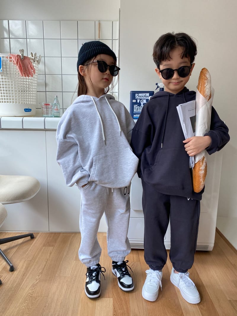 OUR - Korean Children Fashion - #Kfashion4kids - Our Logo Set