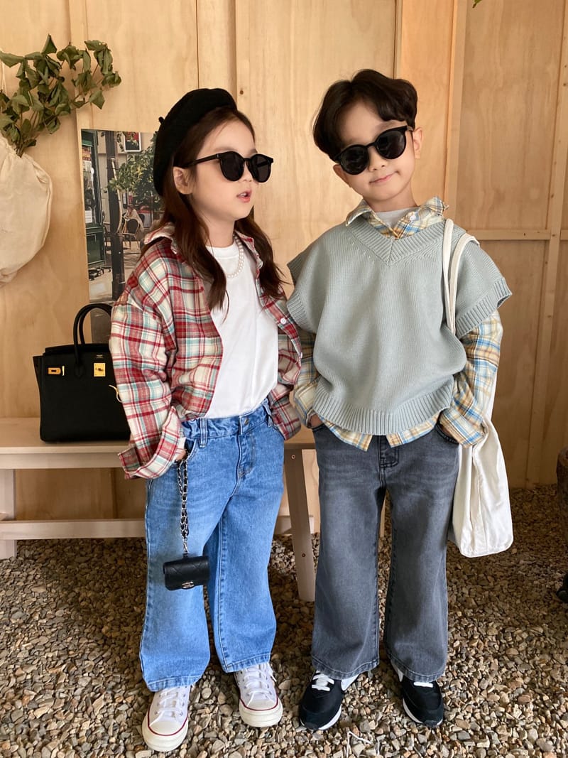 OUR - Korean Children Fashion - #Kfashion4kids - Leaf Wide Denim Pants with Mom - 10