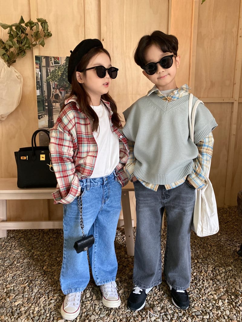 OUR - Korean Children Fashion - #Kfashion4kids - Leaf Wide Denim Pants with Mom - 11