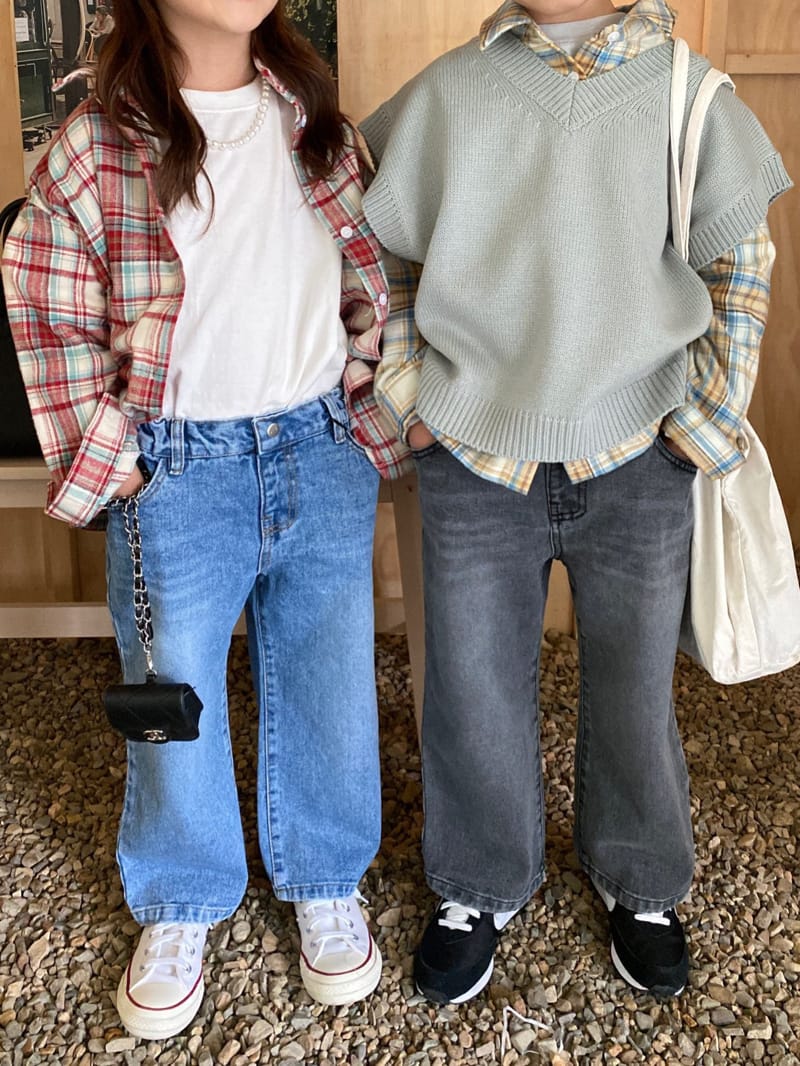 OUR - Korean Children Fashion - #Kfashion4kids - Leaf Wide Denim Pants with Mom - 3