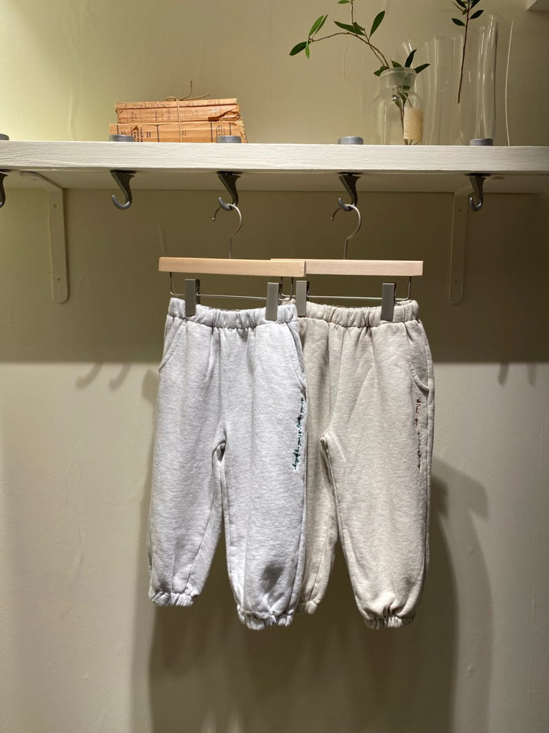 PAPER STUDIOS - Korean Children Fashion - #Kfashion4kids - Nill Embroidery Pants - 10