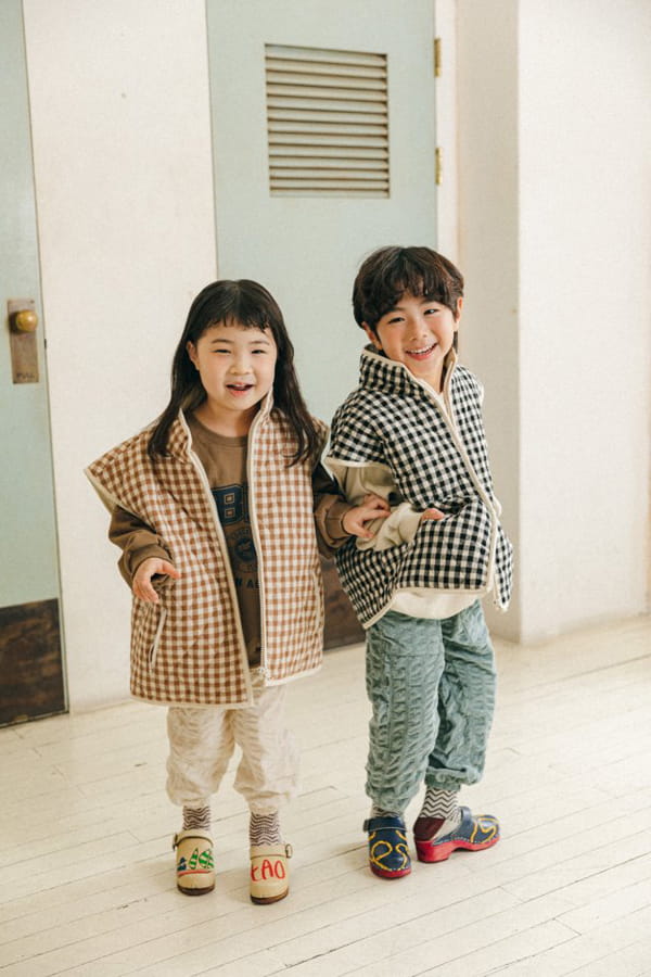 PEANUT - Korean Children Fashion - #Kfashion4kids - Caramel Bonding Vest