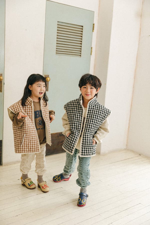 PEANUT - Korean Children Fashion - #Kfashion4kids - Caramel Bonding Vest - 2