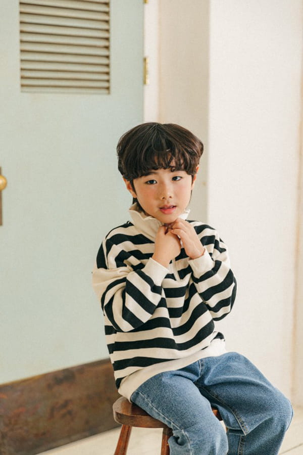 PEANUT - Korean Children Fashion - #Kfashion4kids - The High Neck Tee