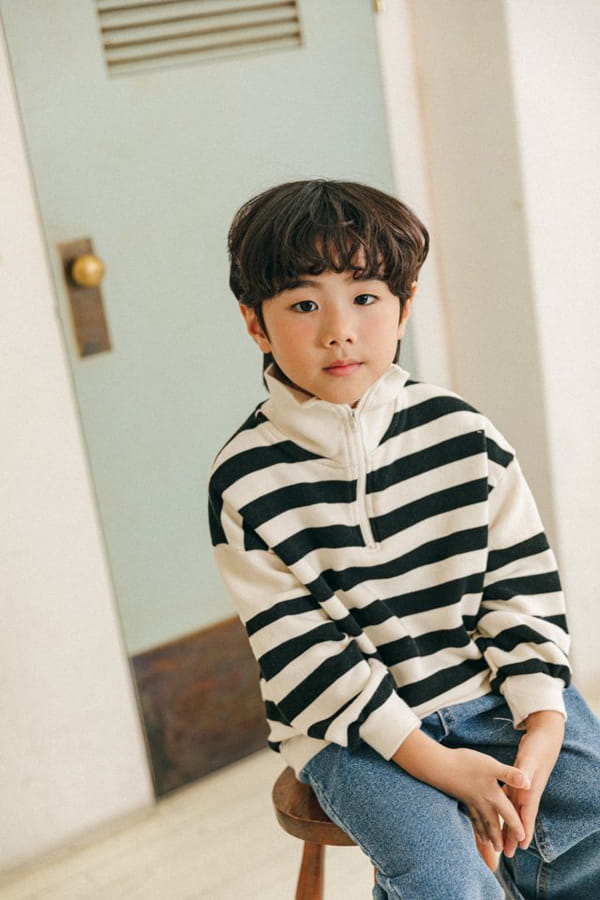 PEANUT - Korean Children Fashion - #Kfashion4kids - The High Neck Tee - 2