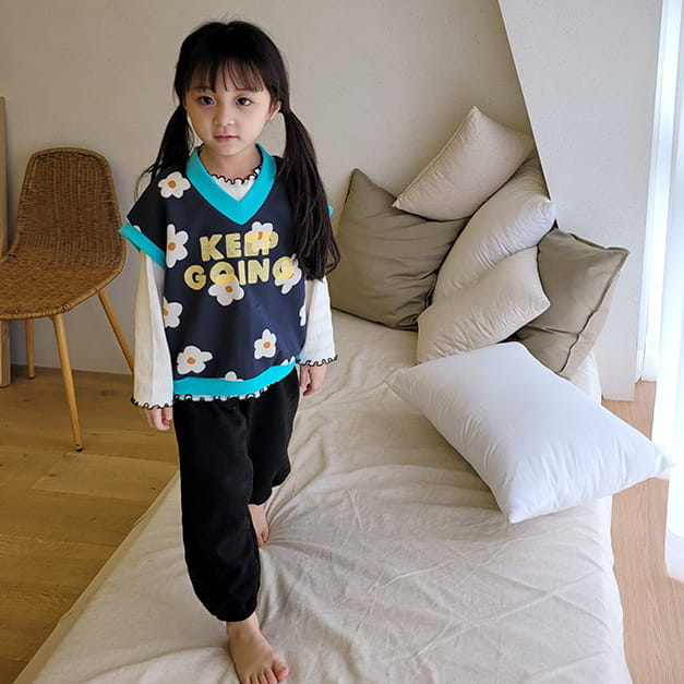 PEANUTS - Korean Children Fashion - #Kfashion4kids - Daisy Vest