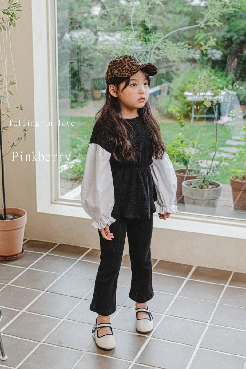 PINK BERRY - Korean Children Fashion - #Kfashion4kids - Waffle Top Bottom Set