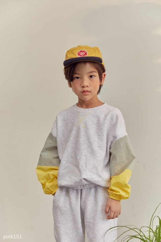 PINK151 - Korean Children Fashion - #Kfashion4kids - Colored Sleeve Sweatshirt - 12