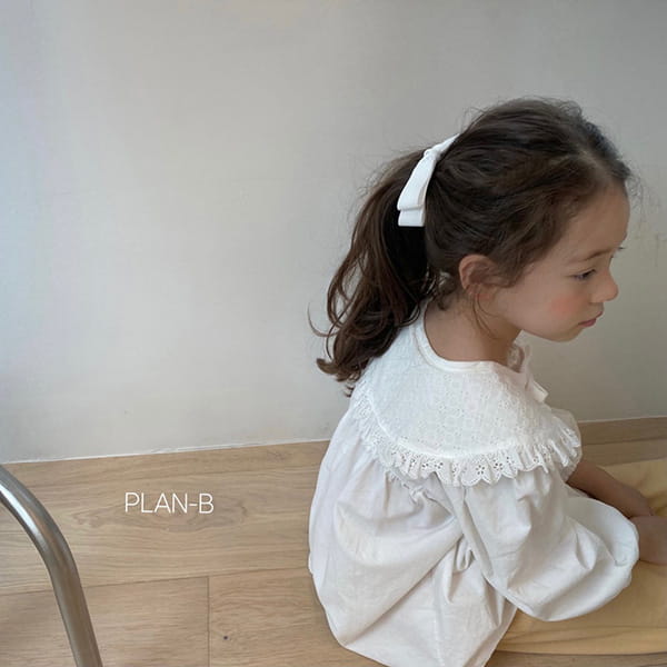 PLAN B - Korean Children Fashion - #Kfashion4kids - Round Lace Collar Blouse