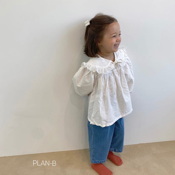 PLAN B - Korean Children Fashion - #Kfashion4kids - Round Lace Collar Blouse - 11