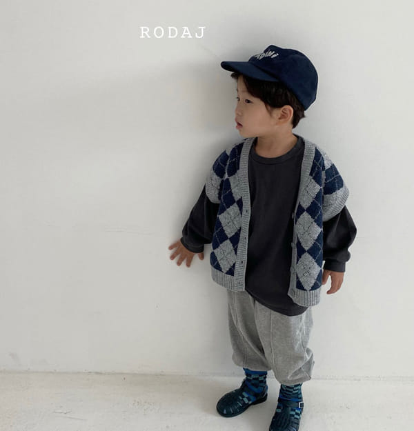 RODA J - Korean Children Fashion - #Kfashion4kids - Hush Knit Vest